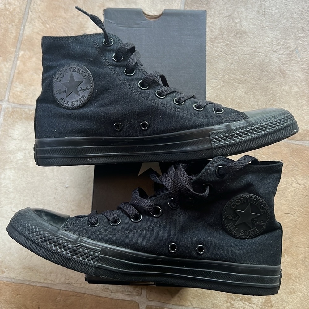 Converse Chuck Taylor All Star Hi All Black Monochrome. Unisex Men 7/ Women 9